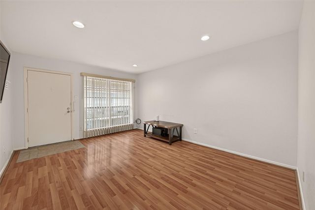 9201 Clarewood Drive 191, Houston, TX 77036