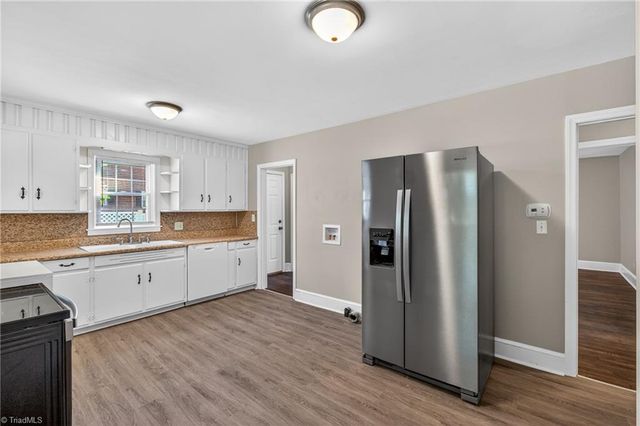 1118 Woodleigh Circle, Reidsville, NC 27320