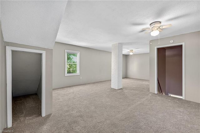 1118 Woodleigh Circle, Reidsville, NC 27320