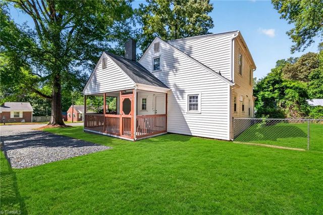 1118 Woodleigh Circle, Reidsville, NC 27320