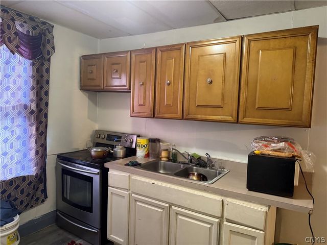 607 Blandina Street, Utica, NY 13501