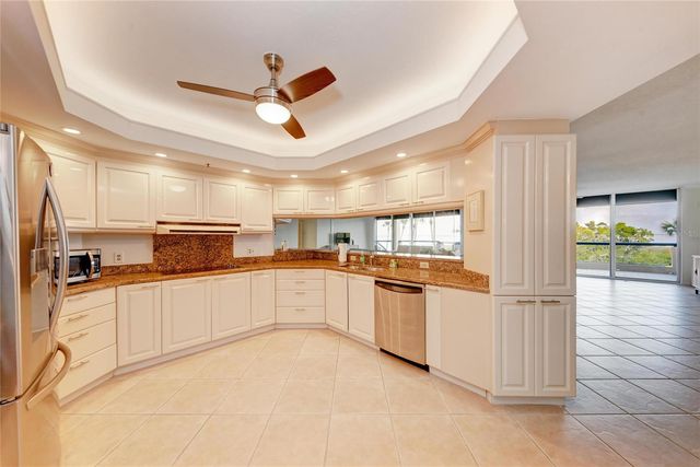 2120 HARBOURSIDE DRIVE 612, Longboat Key, FL 34228