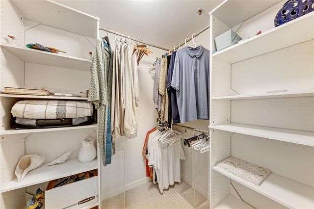 2120 HARBOURSIDE DRIVE 612, Longboat Key, FL 34228