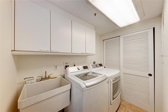 2120 HARBOURSIDE DRIVE 612, Longboat Key, FL 34228