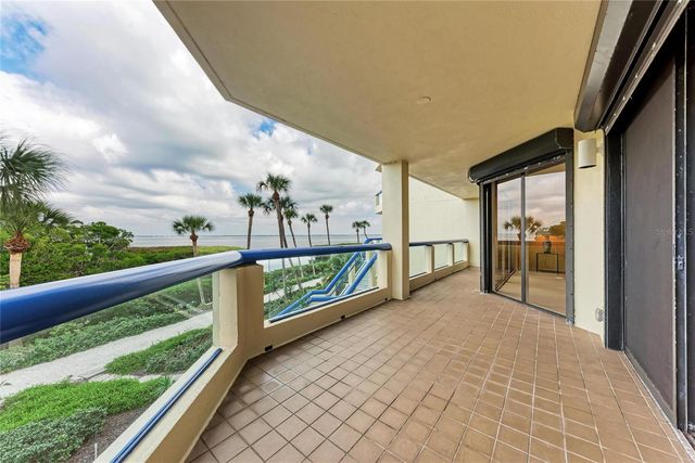 2120 HARBOURSIDE DRIVE 612, Longboat Key, FL 34228