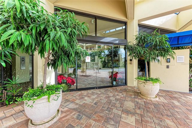 2120 HARBOURSIDE DRIVE 612, Longboat Key, FL 34228
