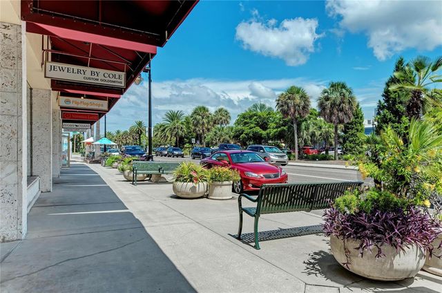 2120 HARBOURSIDE DRIVE 612, Longboat Key, FL 34228