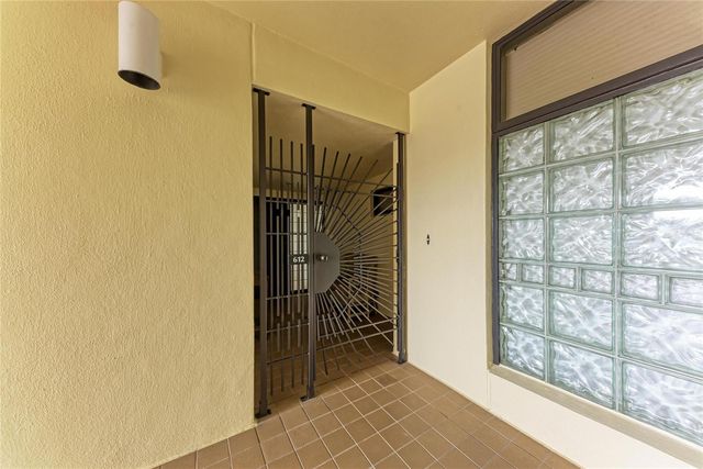 2120 HARBOURSIDE DRIVE 612, Longboat Key, FL 34228