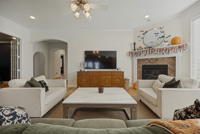 6101 Whiskerbrush Road, Flower Mound, TX 76226