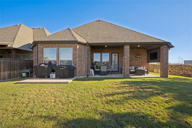 6101 Whiskerbrush Road, Flower Mound, TX 76226