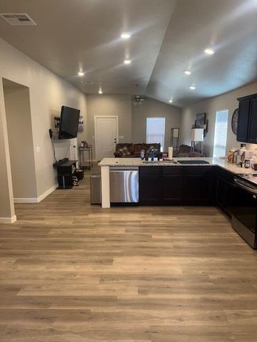 2718 Turner Avenue, Lubbock, TX 79407