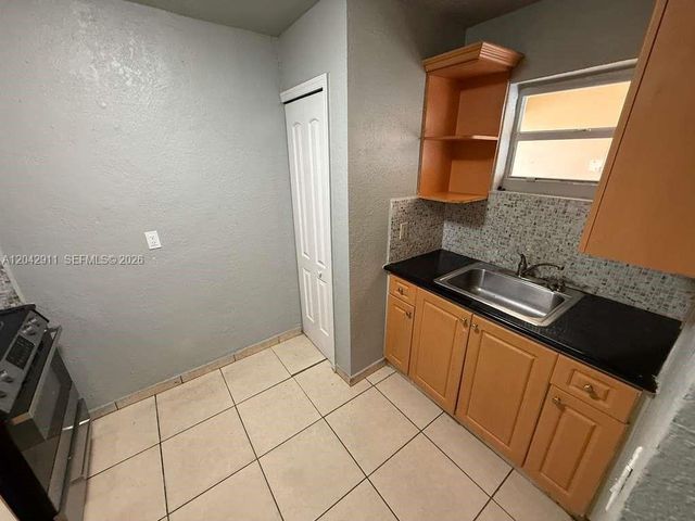 1945 NW 29th St A6, Miami, FL 33142