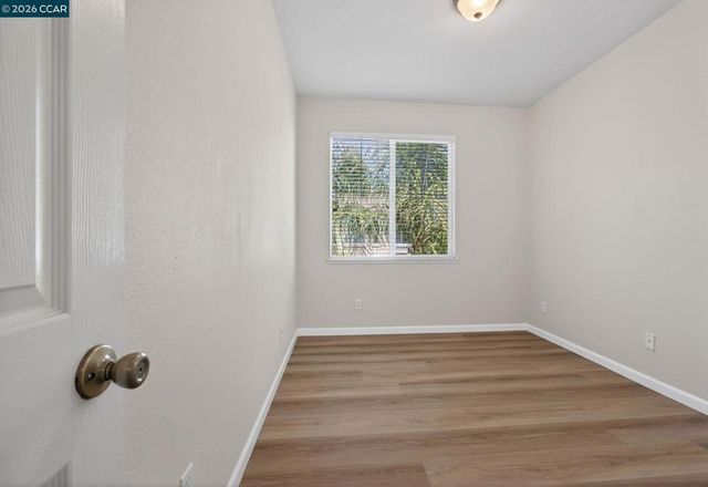 149 Maidenhair St, Pittsburg, CA 94565