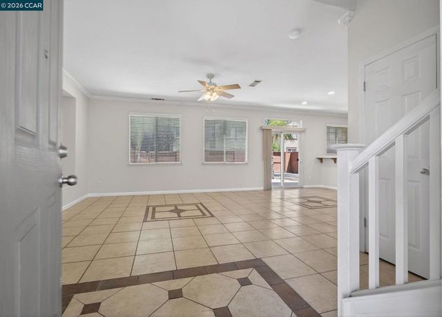 149 Maidenhair St, Pittsburg, CA 94565