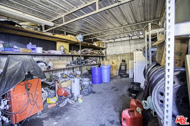 590 N Lake Avenue, Pasadena, CA 91101