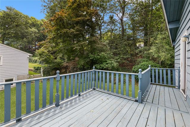 58 Rip Van Winkle Circle, Warwick, RI 02886