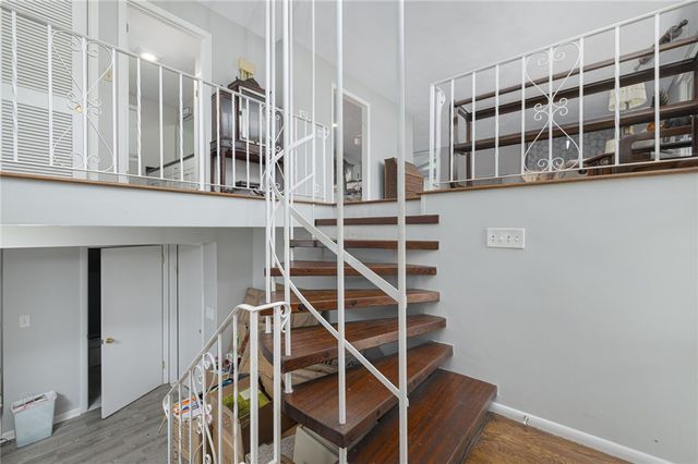 58 Rip Van Winkle Circle, Warwick, RI 02886
