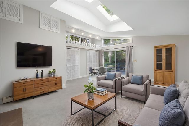 58 Rip Van Winkle Circle, Warwick, RI 02886