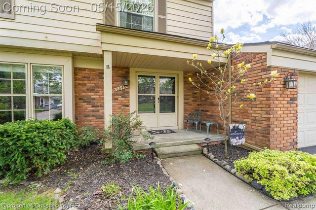 8648 Tamarack Drive, Shelby Twp, MI 48317