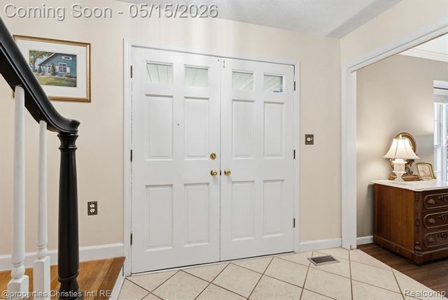 8648 Tamarack Drive, Shelby Twp, MI 48317