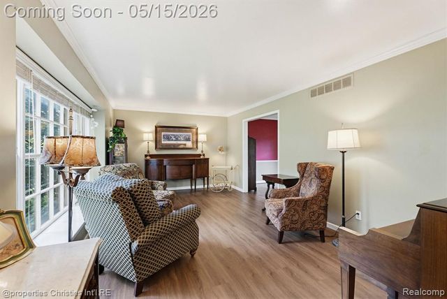 8648 Tamarack Drive, Shelby Twp, MI 48317