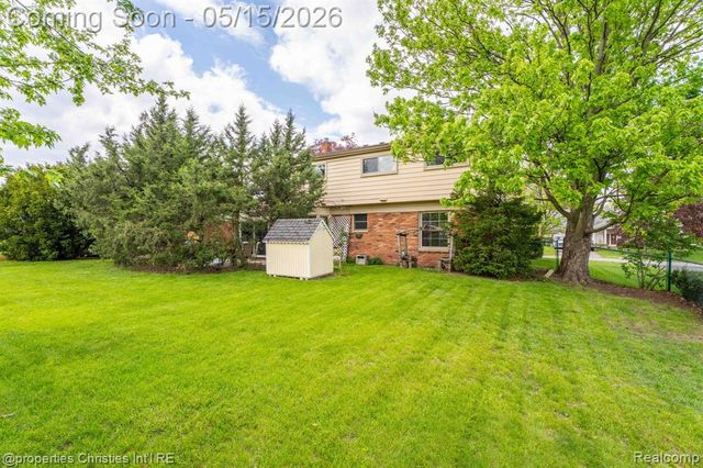 8648 Tamarack Drive, Shelby Twp, MI 48317