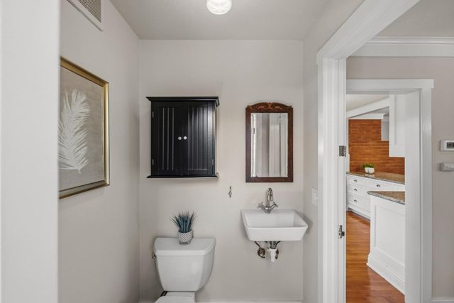 225 17 Mile Drive, Pacific Grove, CA 93950