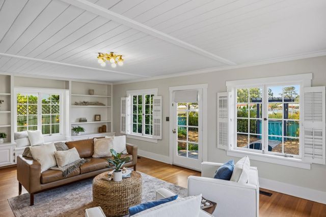 225 17 Mile Drive, Pacific Grove, CA 93950