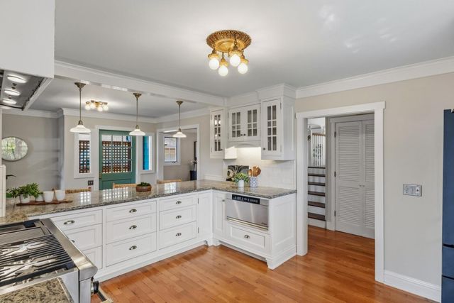 225 17 Mile Drive, Pacific Grove, CA 93950