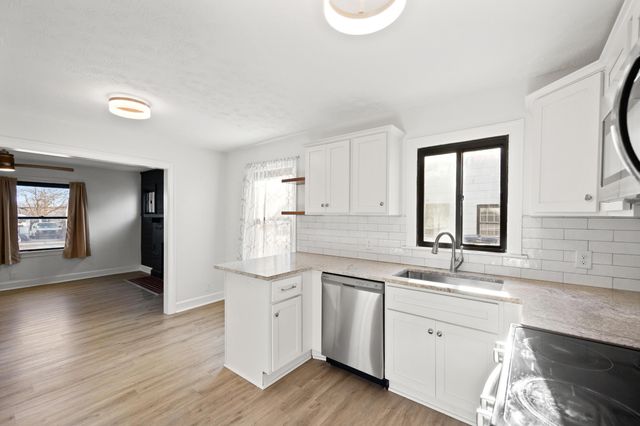 861 Meadow Lane, Lexington, KY 40505