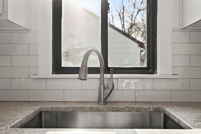 861 Meadow Lane, Lexington, KY 40505