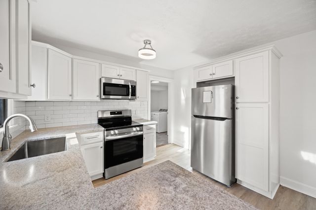 861 Meadow Lane, Lexington, KY 40505