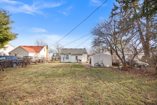 861 Meadow Lane, Lexington, KY 40505