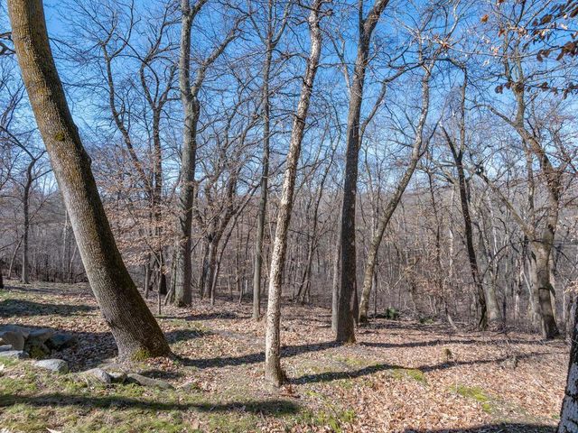 1912 Linner Woods Court, Wayzata, MN 55391