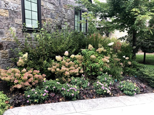 1912 Linner Woods Court, Wayzata, MN 55391