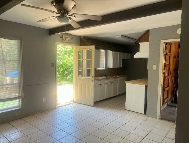1300 Meadowcrest Drive, Plano, TX 75075