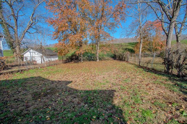 1017 E 2nd Street, Maysville, KY 41056