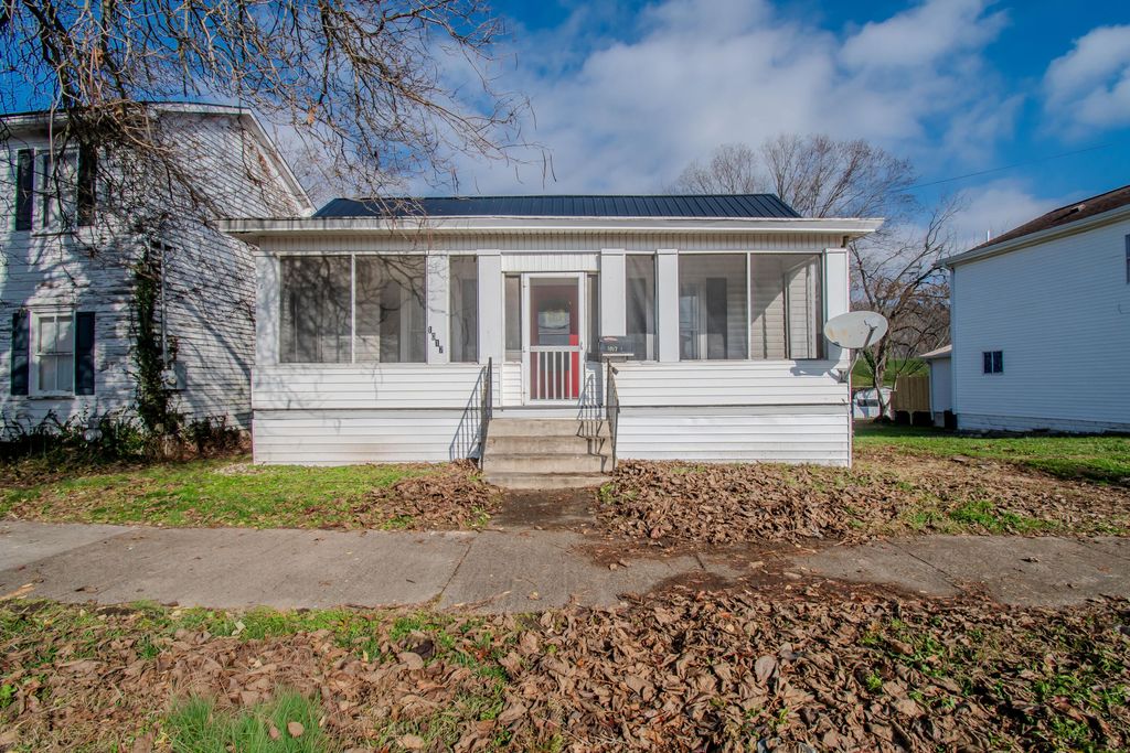 1017 E 2nd Street, Maysville, KY 41056