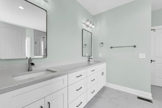 1551 Buck Ridge Ct, Cunningham, TN 37052