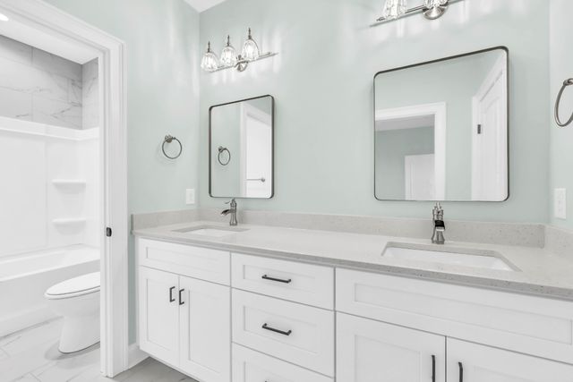 1551 Buck Ridge Ct, Cunningham, TN 37052