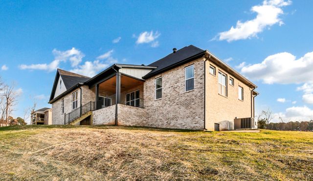 1551 Buck Ridge Ct, Cunningham, TN 37052