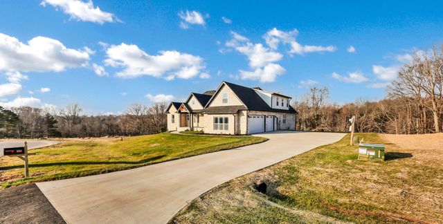 1551 Buck Ridge Ct, Cunningham, TN 37052