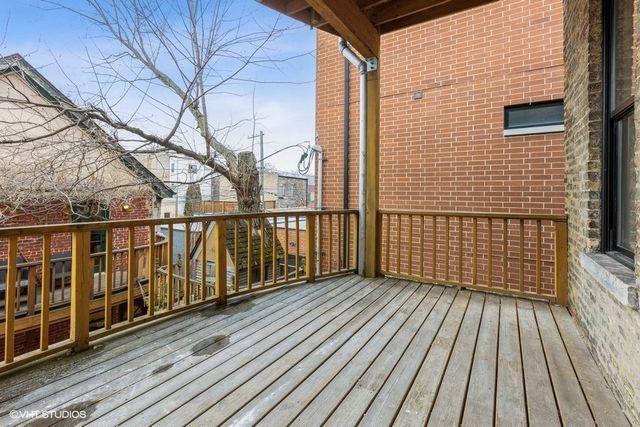 1053 N Damen Avenue, Chicago, IL 60622