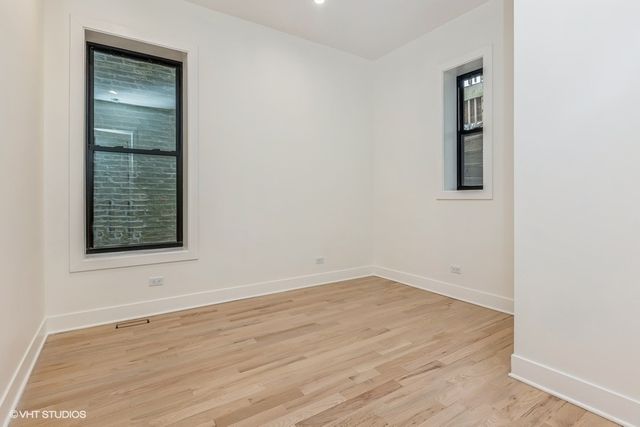 1053 N Damen Avenue, Chicago, IL 60622