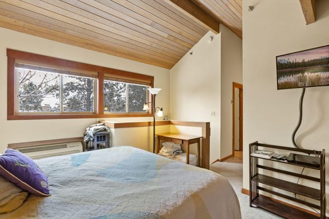 18575 SW Century Drive 2033-2034, Bend, OR 97702