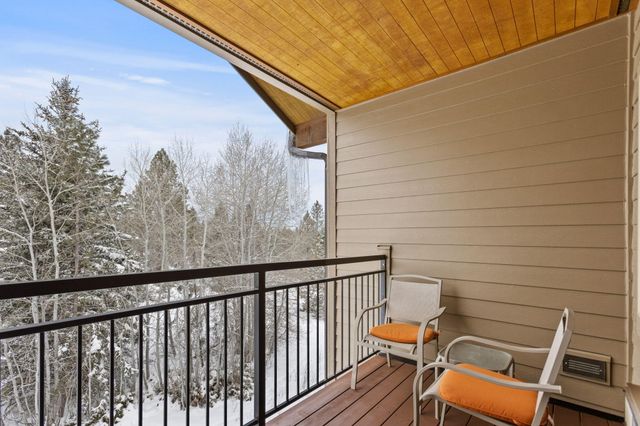 18575 SW Century Drive 2033-2034, Bend, OR 97702