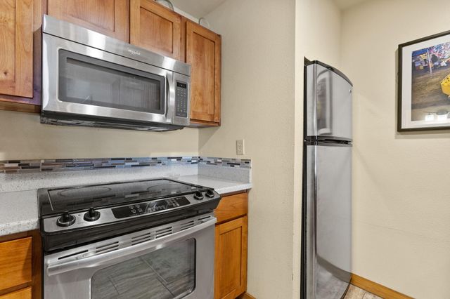 18575 SW Century Drive 2033-2034, Bend, OR 97702
