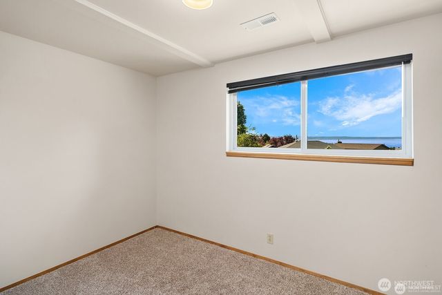 1128 Sea Vista Place, Edmonds, WA 98020