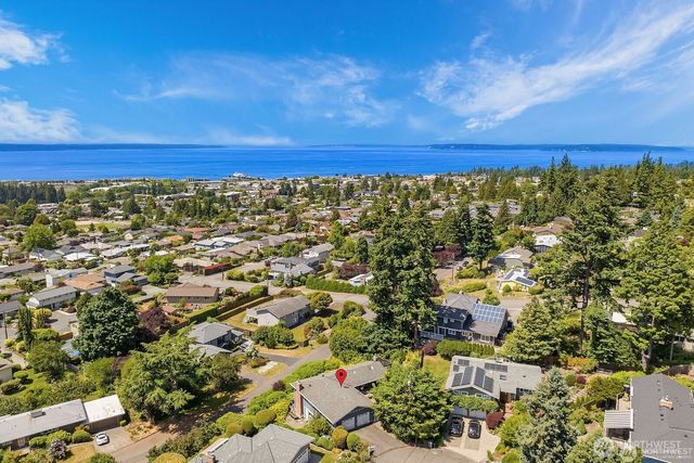 1128 Sea Vista Place, Edmonds, WA 98020