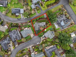 1128 Sea Vista Place, Edmonds, WA 98020